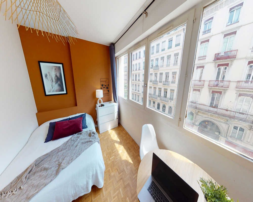 Rue de Brest, Lyon preview