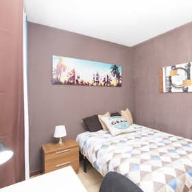 Pokój prywatny do wynajęcia za 315 € miesięcznie w mieście Alcalá de Henares, Calle Barberán y Collar