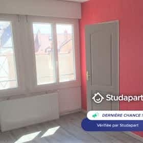 Apartment for rent for €480 per month in Dijon, Rue du Chapeau Rouge