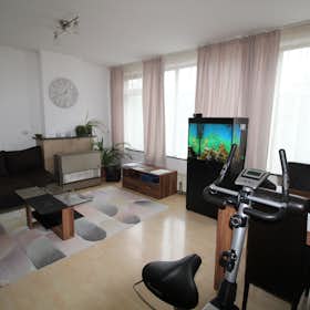 Apartment for rent for €1,395 per month in Rotterdam, Lambertusstraat