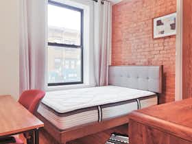 Private room for rent for $1,080 per month in Ridgewood, Myrtle Ave