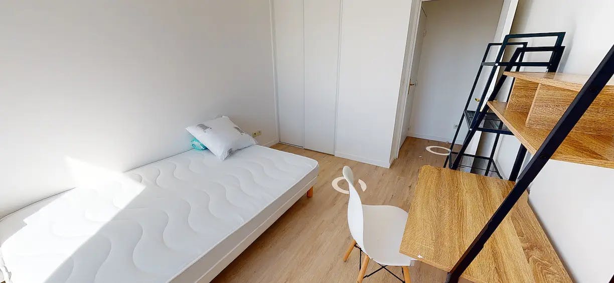 Place Julien Duret, Lyon preview