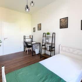 Private room for rent for €300 per month in Magdeburg, Bandwirkerstraße