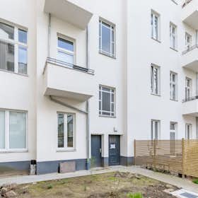 Wohnung zu mieten für 1.000 € pro Monat in Berlin, Biebricher Straße