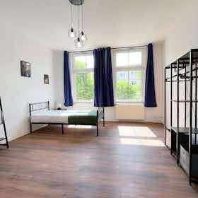Private room for rent for €410 per month in Magdeburg, Bandwirkerstraße