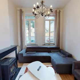 Privé kamer te huur voor € 417 per maand in Roubaix, Rue Latine