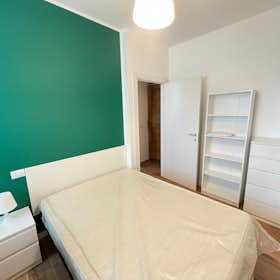 Apartment for rent for €900 per month in Turin, Corso Francesco Ferrucci