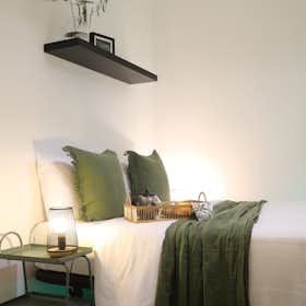 Private room for rent for €600 per month in Las Palmas de Gran Canaria, Calle Fernando Guanarteme