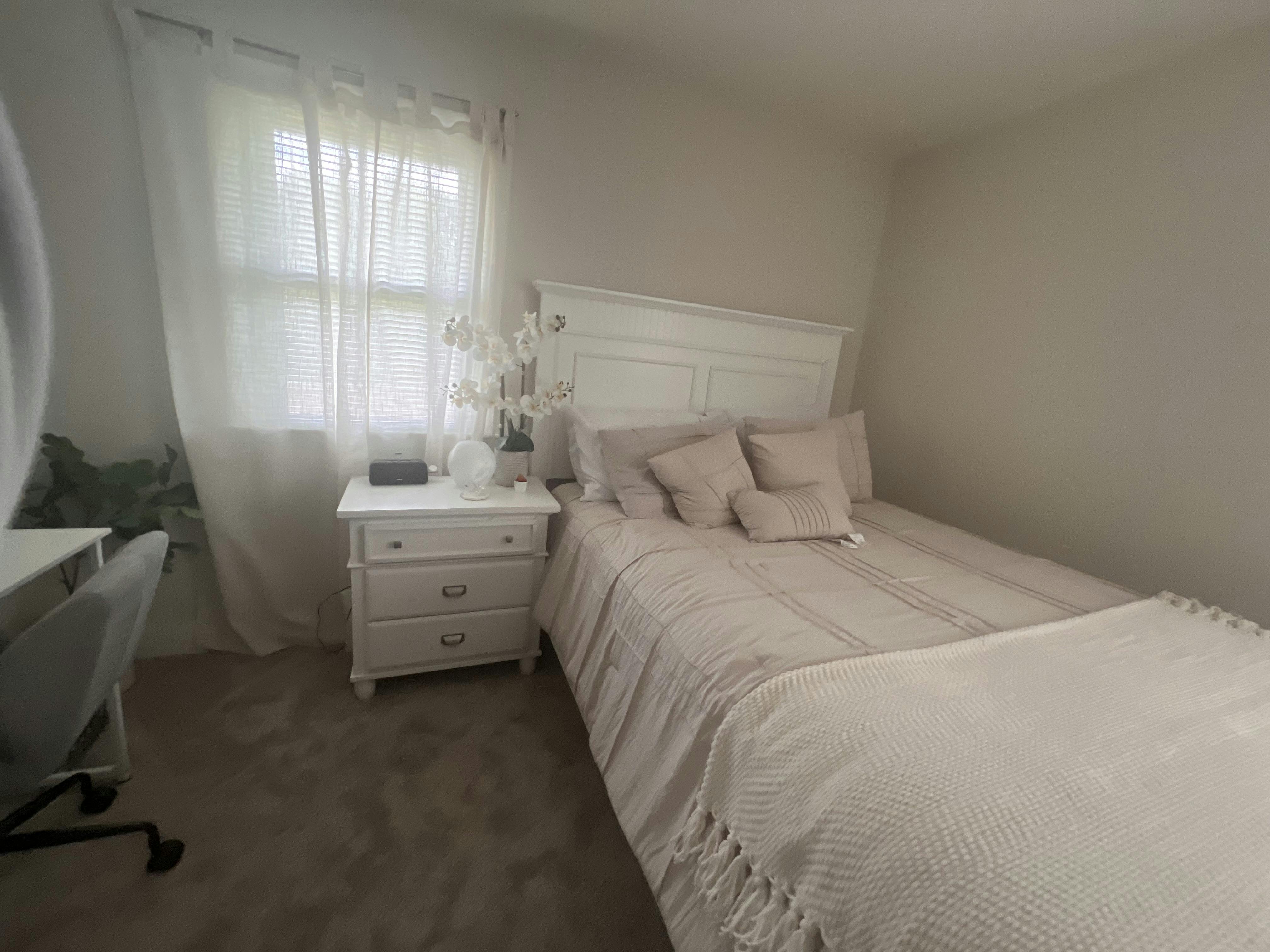Chambre privée à louer pour $1,000/mois à Alexandria, Gary Ave