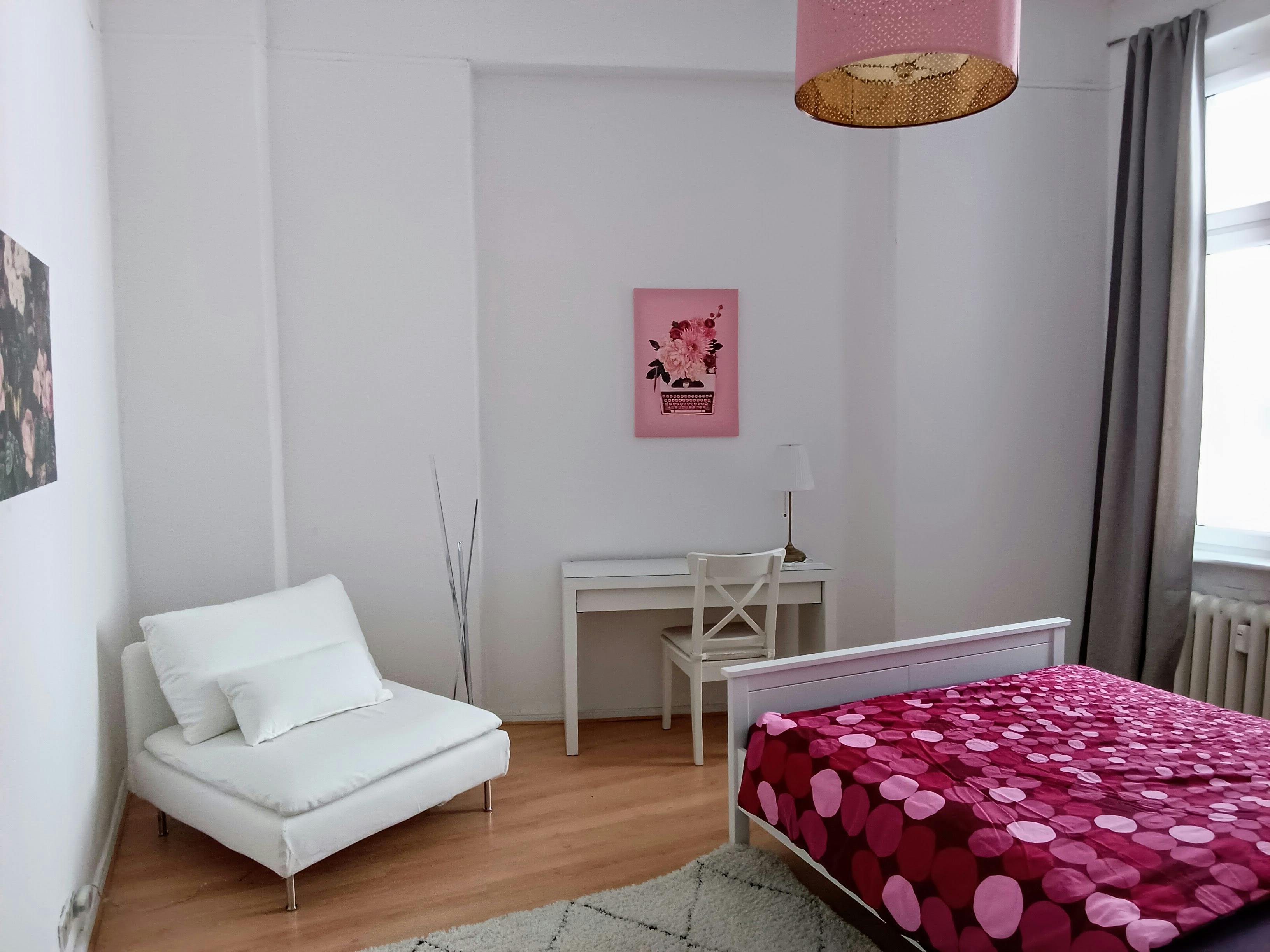 Kaiser-Friedrich-Straße, Berlin preview