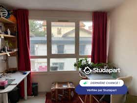 公寓 正在以 €460 的月租出租，其位于 Grenoble, Rue Mayen