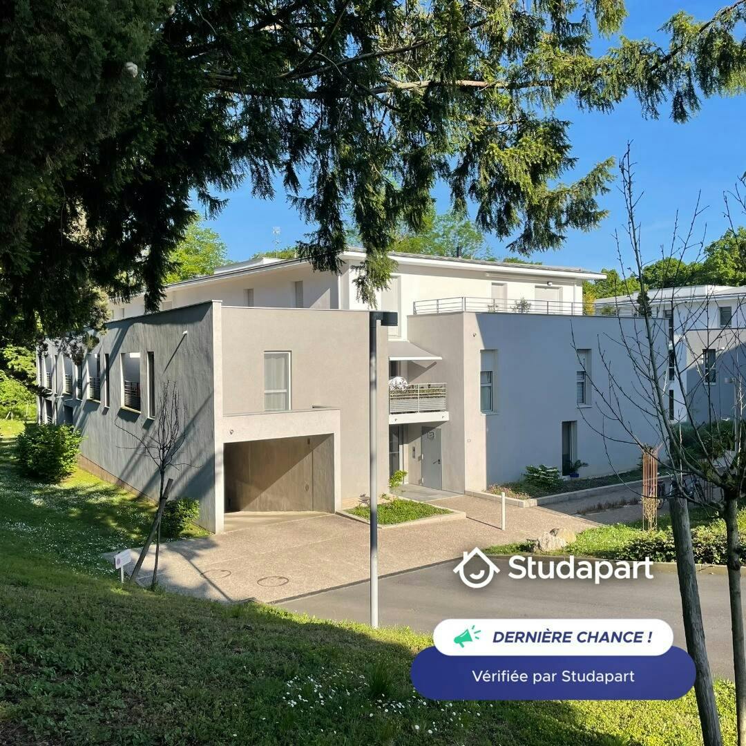 Appartement à louer pour 585 €/mois à Tours, Rue de la Pierre