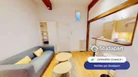 Apartamento para alugar por € 760 por mês em Toulouse, Rue du Fourbastard