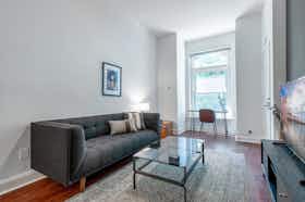 Квартира сдается в аренду за $2,342 в месяц в Washington, D.C., 17th St NW