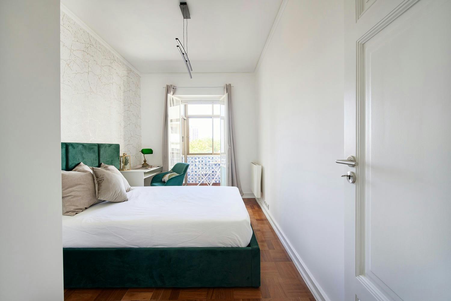 Avenida Barbosa du Bocage, Lisbon preview