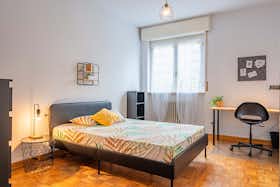 Privé kamer te huur voor € 578 per maand in Milan, Viale Giovanni Suzzani