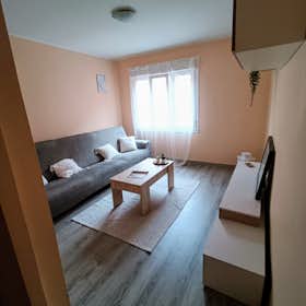 Lägenhet att hyra för 1 300 € i månaden i Gijón, Calle Echegaray
