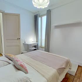 Private room for rent for €795 per month in Paris, Rue Dautancourt