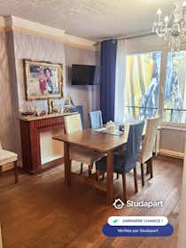 Apartament de închiriat pentru 760 EUR pe lună în Boulogne-sur-Mer, Rue Louis Faidherbe