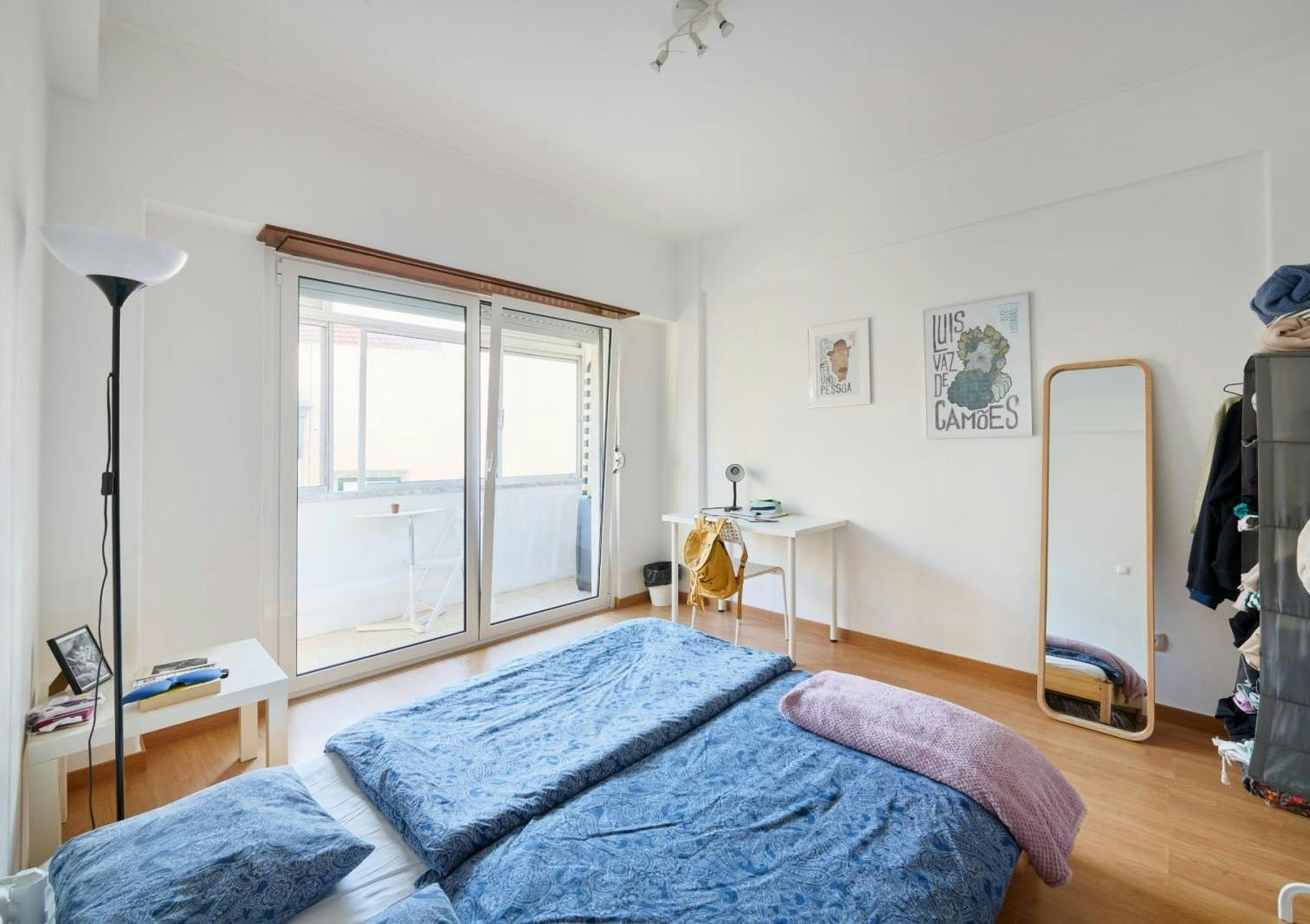 Private room for rent for €508 per month in Lisbon, Avenida Rovisco Pais