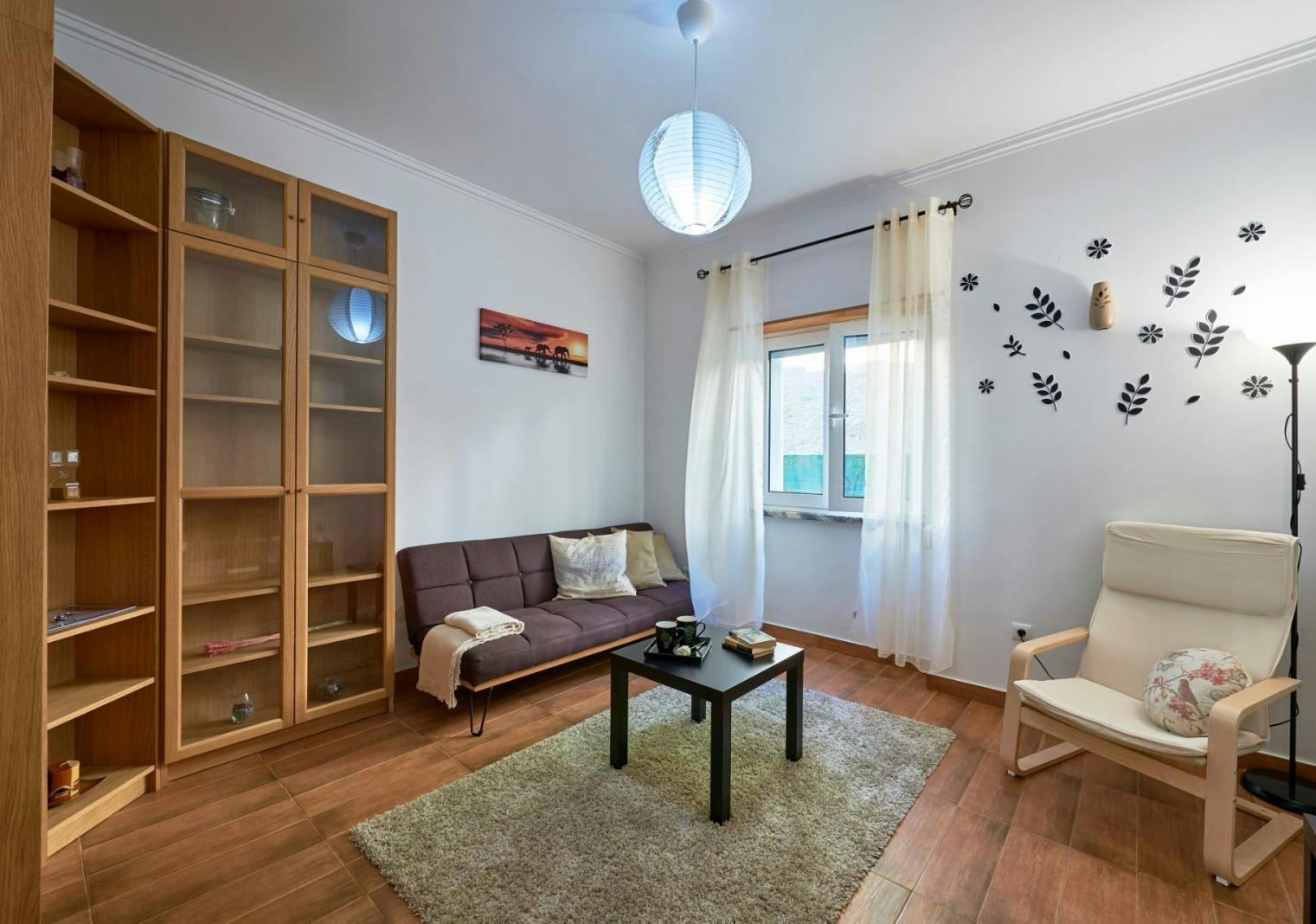 Apartamento para alugar por € 1.600 por mês em Lisbon, Rua Professor José Pinto Correia