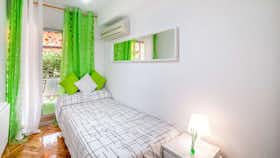 Private room for rent for €595 per month in Elche, Avenida de la Universidad de Elche