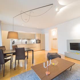 Apartment for rent for €1,099 per month in Berlin, Hegelplatz