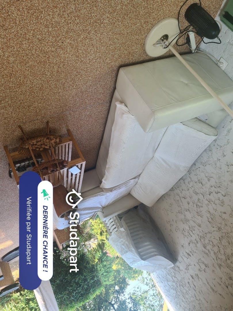 Private room for rent for €700 per month in Roquefort-les-Pins, Route de Grasse