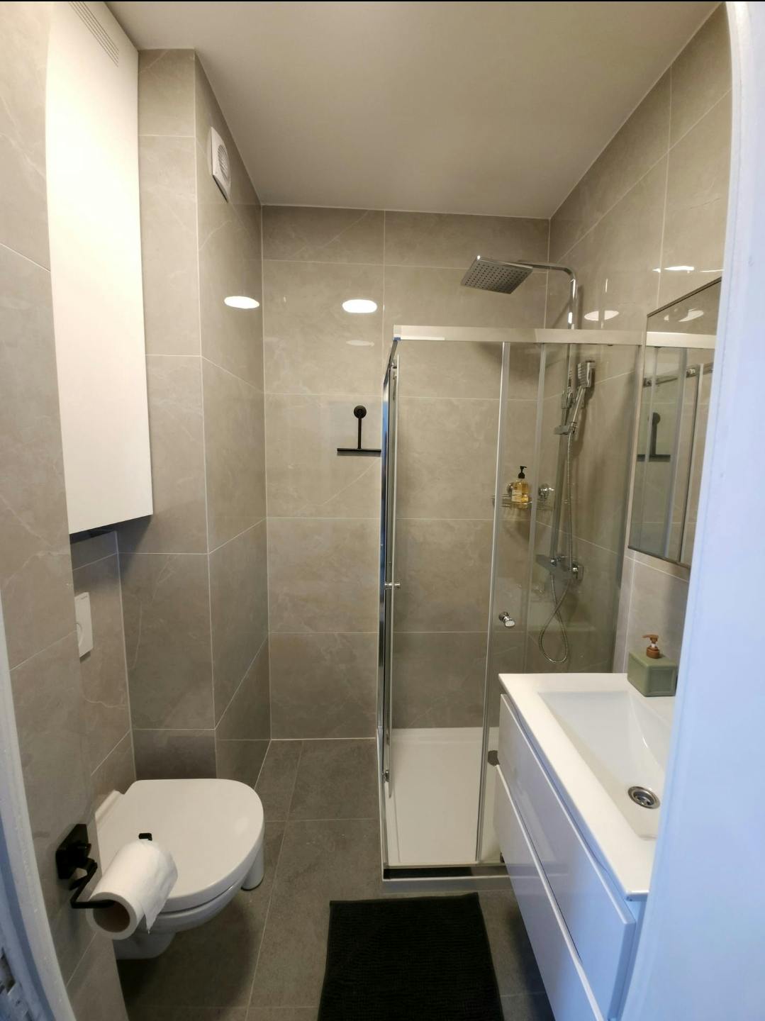 Apartment Saint-Josse-Ten-Noode, 30m² — photo 2