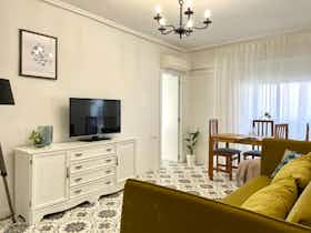 Appartement te huur voor € 2.000 per maand in Valencia, Avenida San José Artesano