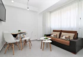 Apartamento para alugar por € 10 por mês em Benidorm, Alameda Alcalde Don Pedro Zaragoza