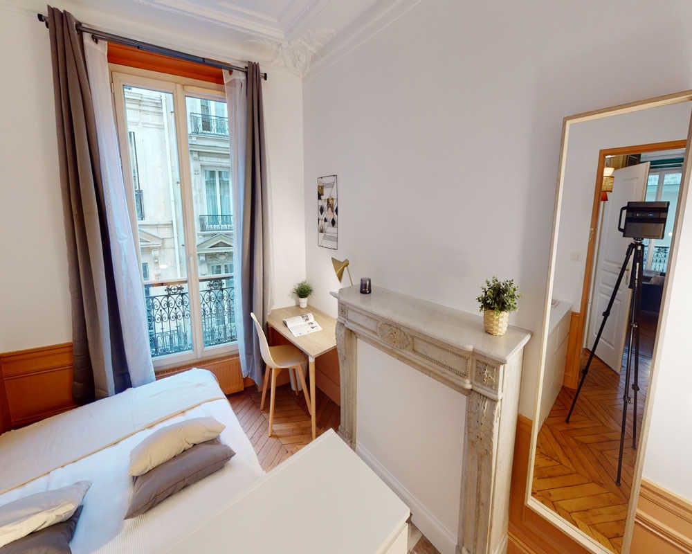 Rue La Boétie, Paris preview