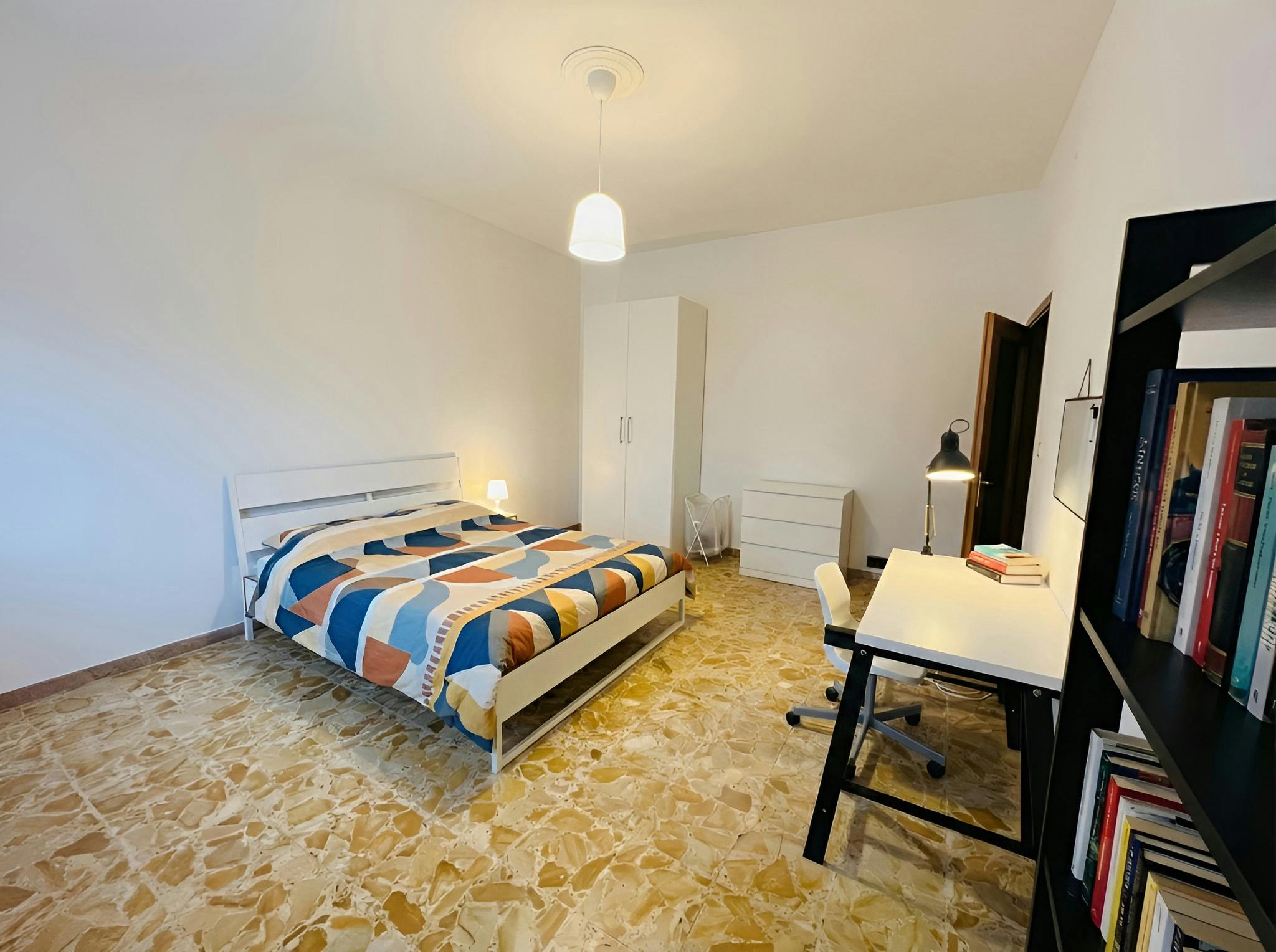 Private room for rent for €360 per month in Forlì, Viale Livio Salinatore