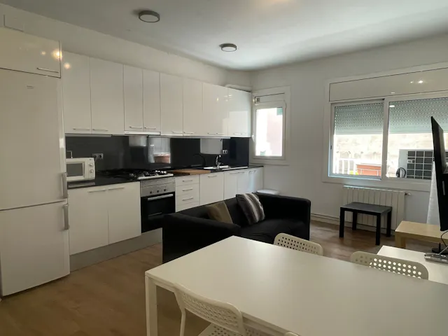 2-Bedroom Apartment in Carrer del Montseny, Barcelona (1516206) room image 1