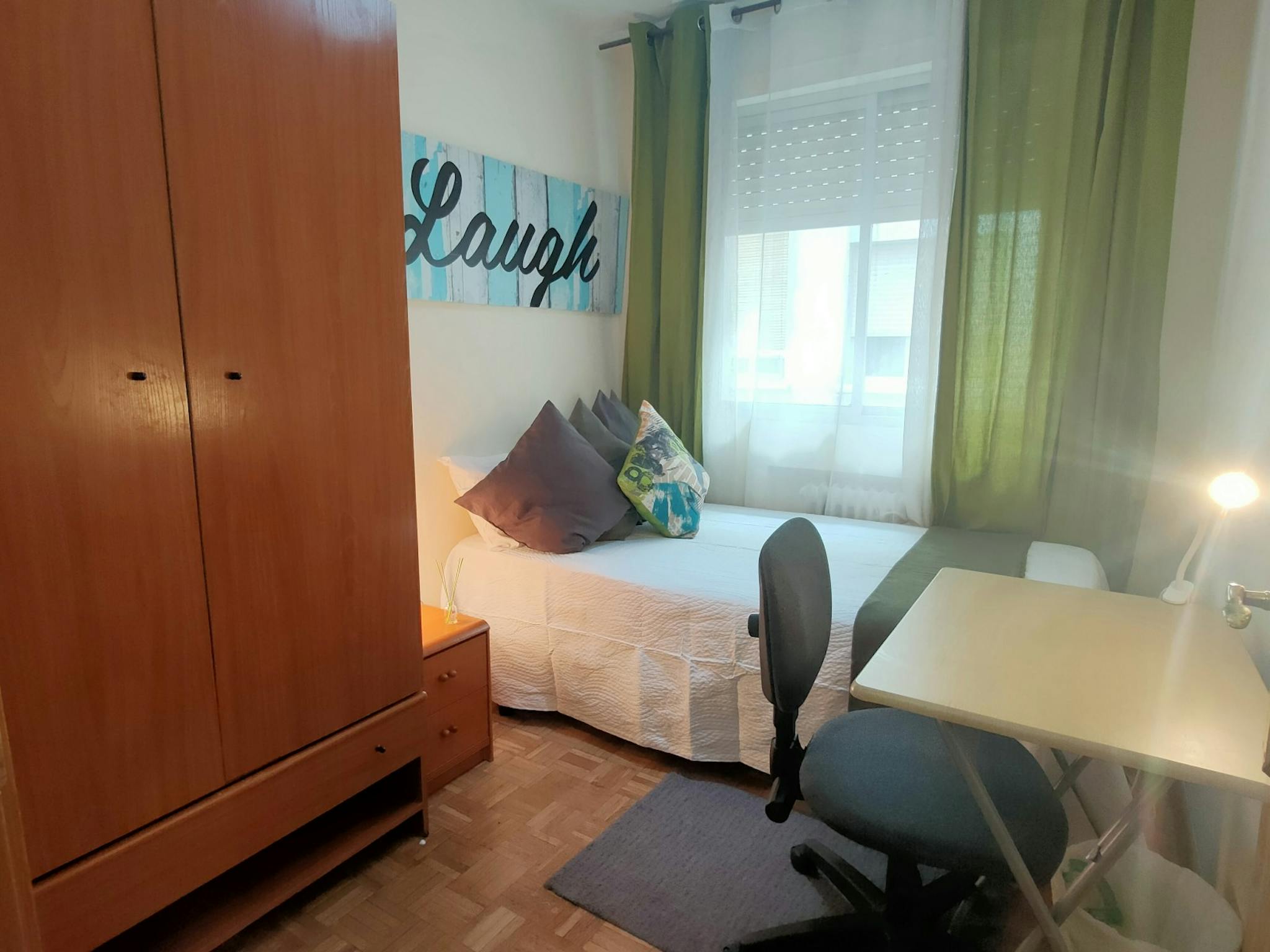 Avenida Reyes Católicos, Alcalá de Henares preview