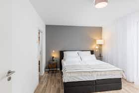 Appartement te huur voor € 1.500 per maand in Heidelberg, Ezanvillestraße