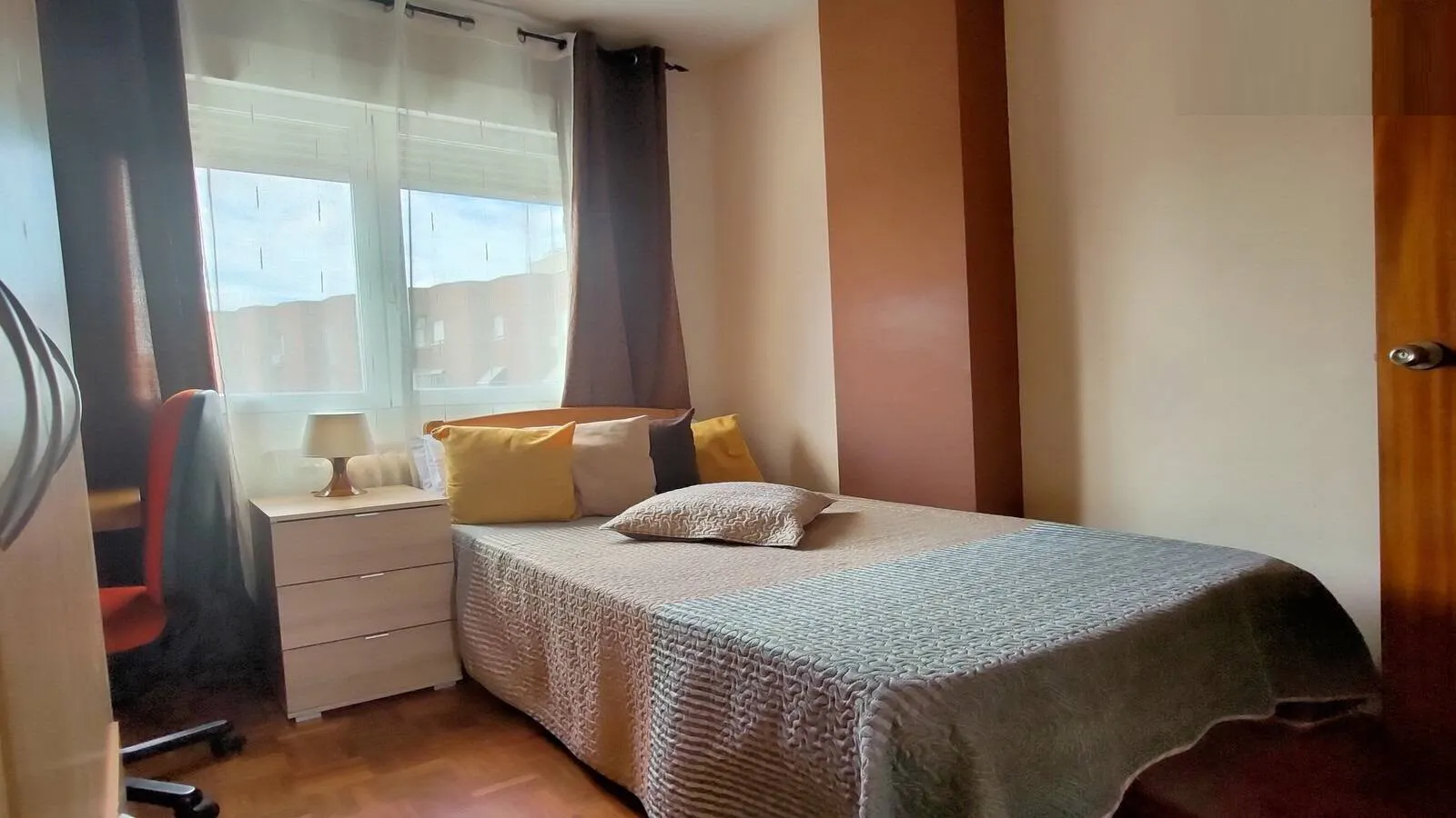 Private room in Calle Navarro y Ledesma, Alcalá de Henares (1516325) ROOM 2