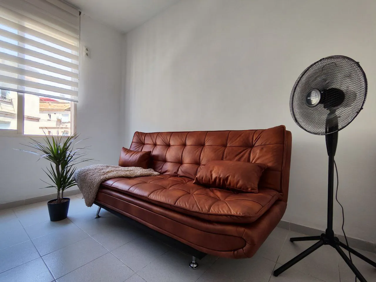 Private room in Carrer dels Sants Just i Pastor, Valencia (1516438) ROOM 3