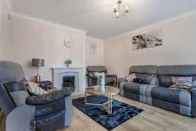Casa para alugar por £ 4.000 por mês em Basildon, Audley Way