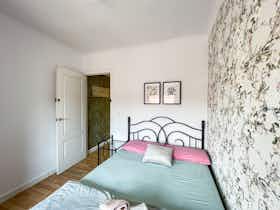 Private room for rent for €330 per month in Alicante, Avenida Jijona