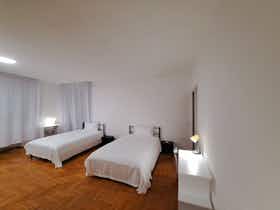 Gedeelde kamer te huur voor € 350 per maand in Padova, Via Niccolò Tommaseo
