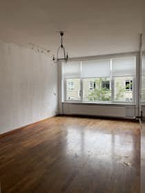 Private room for rent for €850 per month in Rotterdam, Schilderstraat