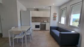 Habitación privada en alquiler por 500 € al mes en Lisbon, Rua Almada Negreiros