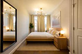 Отдельная комната сдается в аренду за $1,141 в месяц в Washington, D.C., 3rd St NW