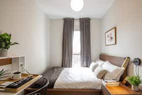 Отдельная комната сдается в аренду за 799 € в месяц в Washington, D.C., Fairmont St NW