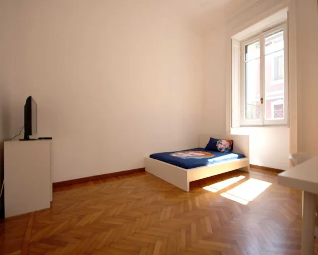 Private room in Via Niccolò Paganini, Milan (1516902) room image 1