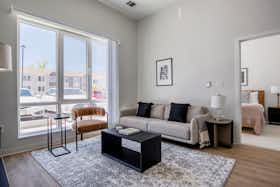 Appartamento in affitto a $4,252 al mese a Boston, Walk Hill St