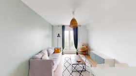 私人房间 正在以 €400 的月租出租，其位于 Brest, Rue Duc d'Aumale