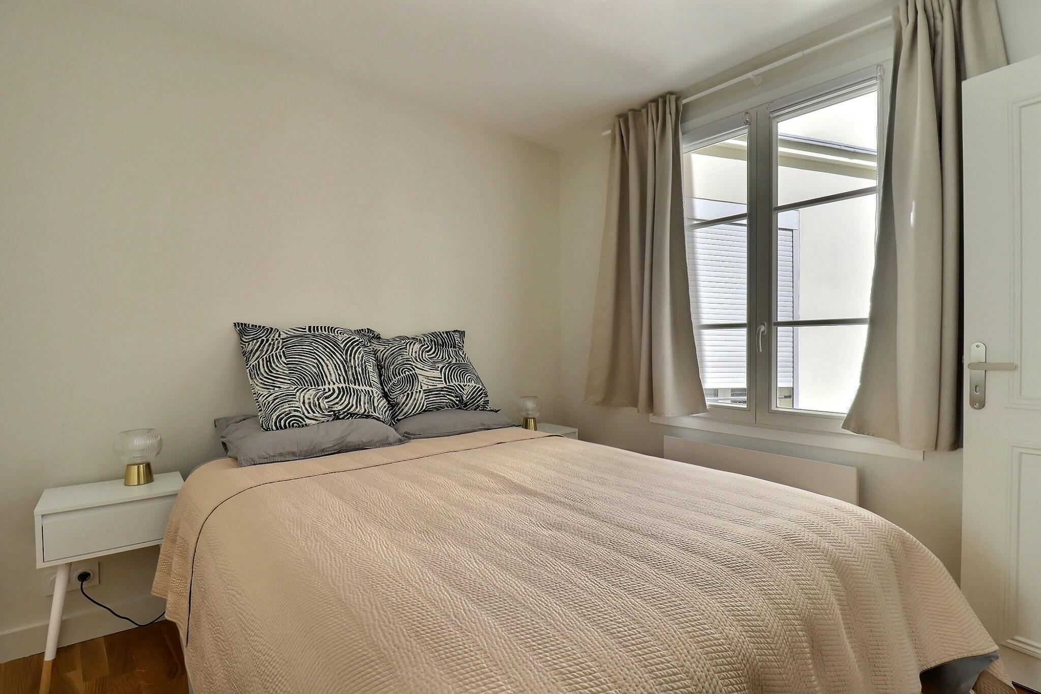 1-Bedroom Apartment in Rue Linné, Paris (1516947) room image 10