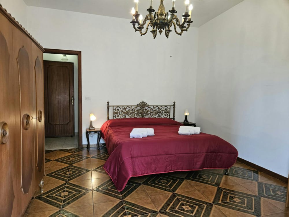 Apartamento en alquiler por 3123 € al mes en Giarre, Corso Italia